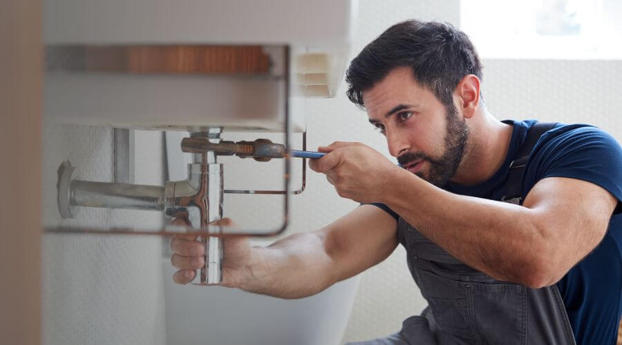 Professional water heater installation services in Wellington, MO